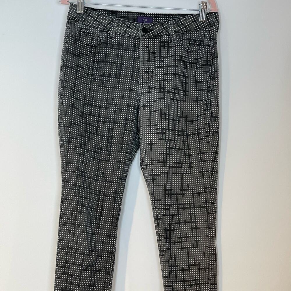 Not Your Daughter’s Jeans. Plaid Pattern Ankle Pants. Size 10P.